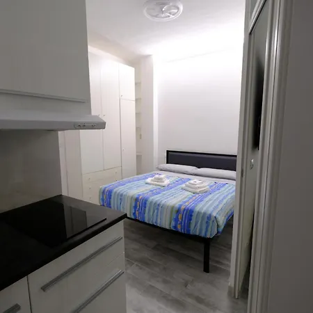 Lägenhet Bilocale In Grattacielo By Portofinovacanze *